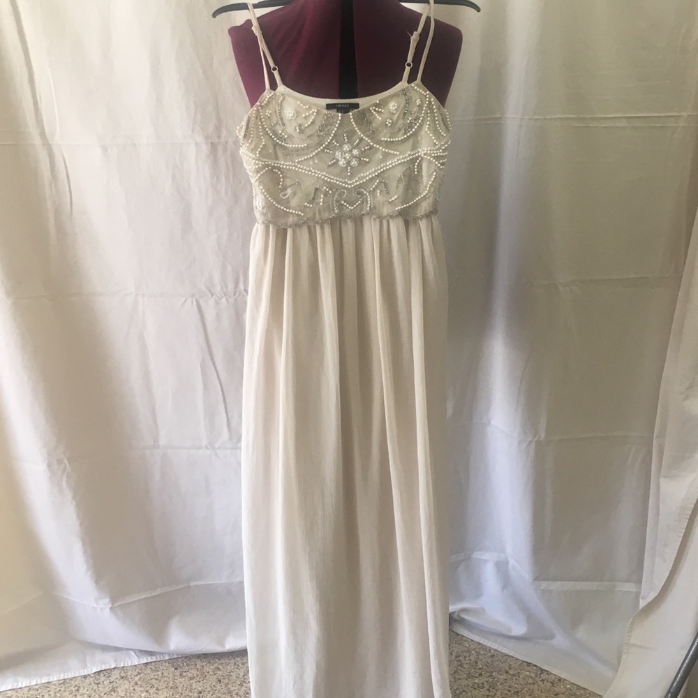 Sundress - Picture 3 of 4